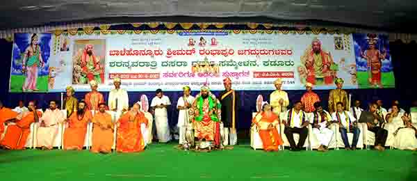 ಭೌತಿಕ ಬದುಕಿಗೆ ಧರ್ಮದ ಅರಿವು ಮುಖ್ಯ: ಡಾ.ವೀರಸೋಮೇಶ್ವರ ಶಿವಾಚಾರ್ಯ